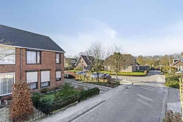 2 1 kapwoning Heer Hendrikskinderen 4 slaapkamers garage