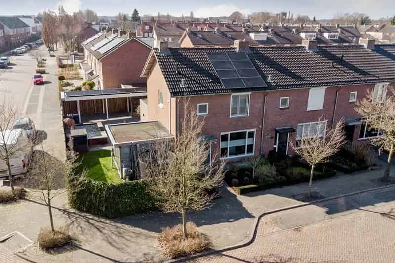 Moderne woning met 4 slaapkamers en A+++ label te Dommelen