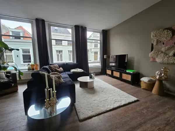 Ruim 2-kamerappartement Breda Centrum 100m²