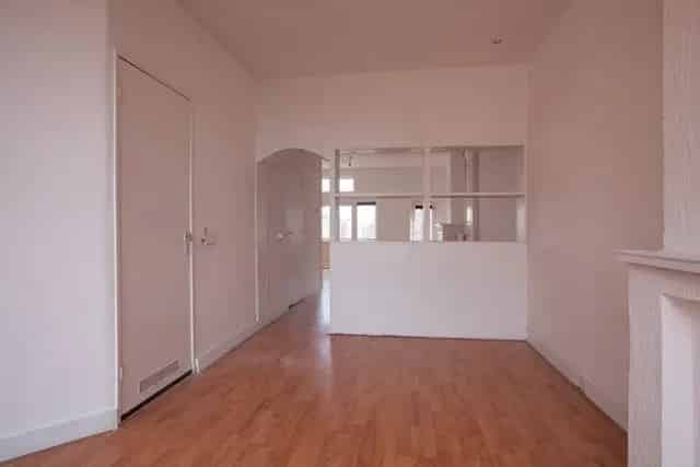 Rotterdam Feijenoord Polderlaan - Bovenwoning 4 Kamers 108m2