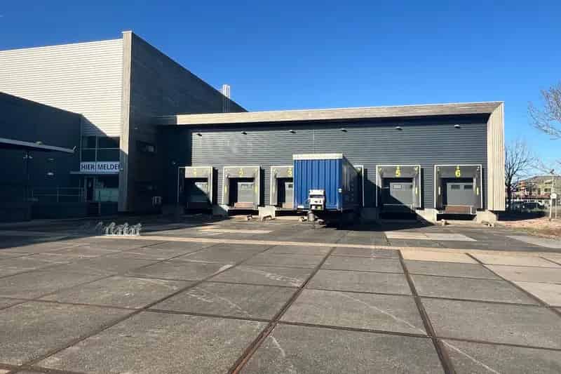 Bedrijfshal te Huur Middenbeemster 4400m2