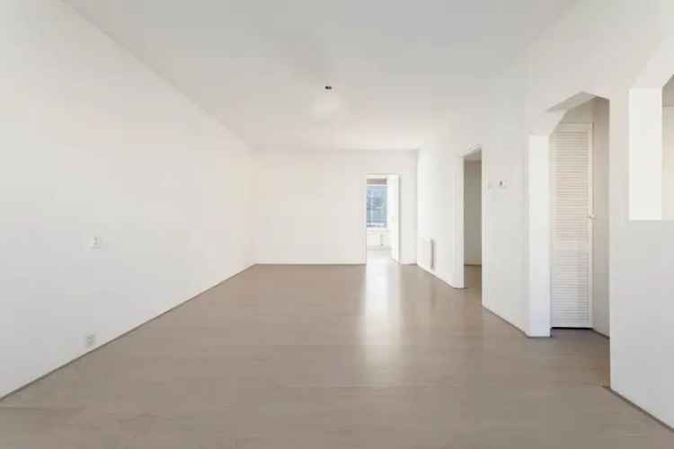 Ruim appartement Amsterdam 2 slaapkamers dakterras 80m2