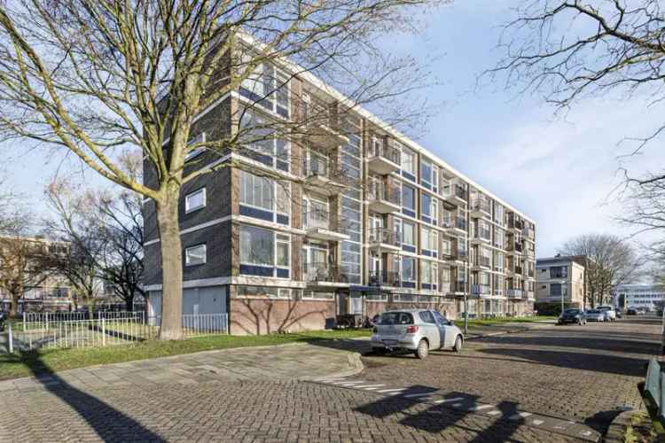 Modern 4-Kamer Hoekappartement Nieuwland