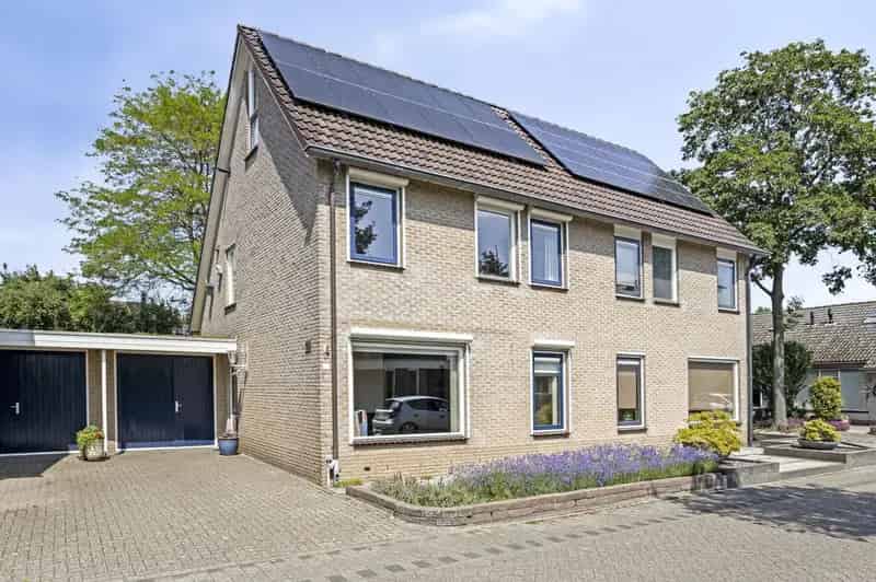 Ruime Twee Onder Een Kapwoning Deventer Grote Tuin Garage