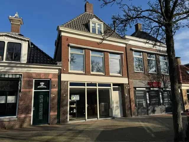 Kantoorruimte te Huur Bolsward: Multifunctioneel Pand