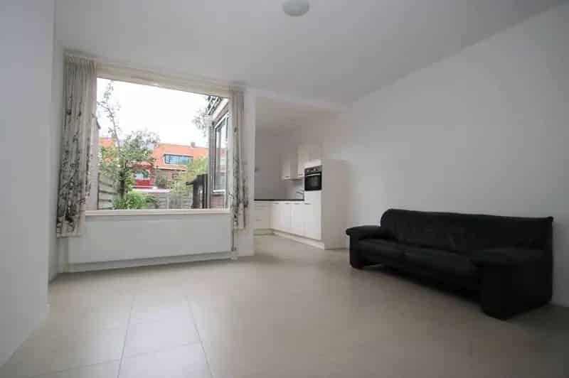Gestoffeerde Tussenwoning Vlaardingen Gezinnen 3 slaapkamers