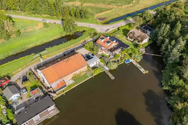Luxe Villa Velserbroek 4 Appartementen Aanlegsteiger Bootlift