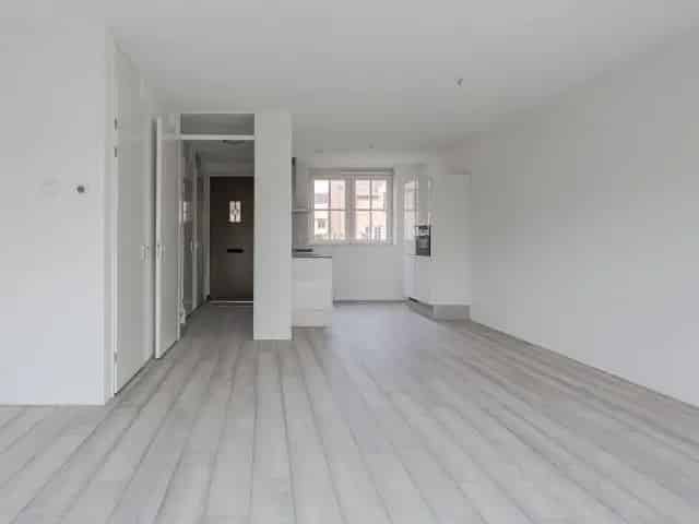 5 Kamer Tussenwoning te huur Hoofddorp 137m2 3 slaapkamers