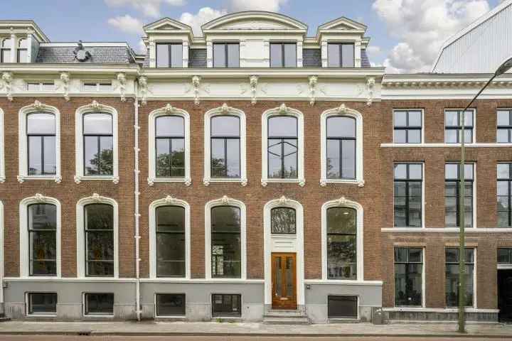 Bedrijfshal Den Haag | Zoek bedrijfshallen te huur: Zeestraat 66 2518 AC Den Haag [funda in business]