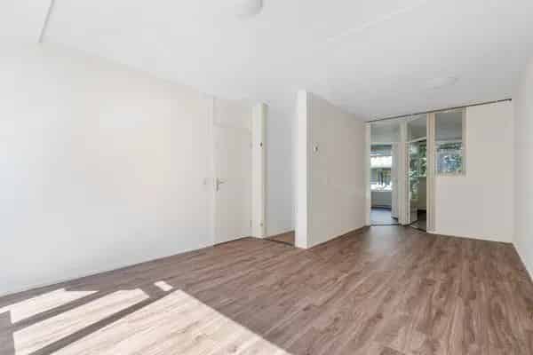 Amsterdam Oost Appartement 52m2 Tuin Berging Sociale Huurders