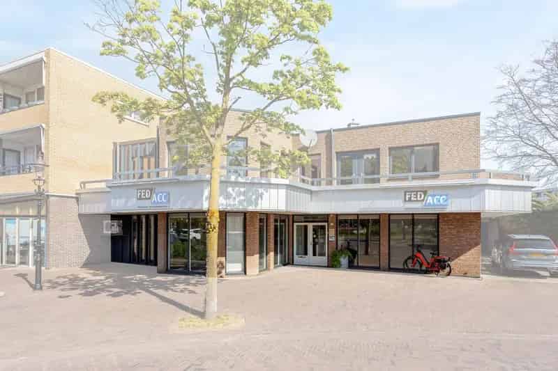 Kantoorpand te koop Losser Centrum 355m²