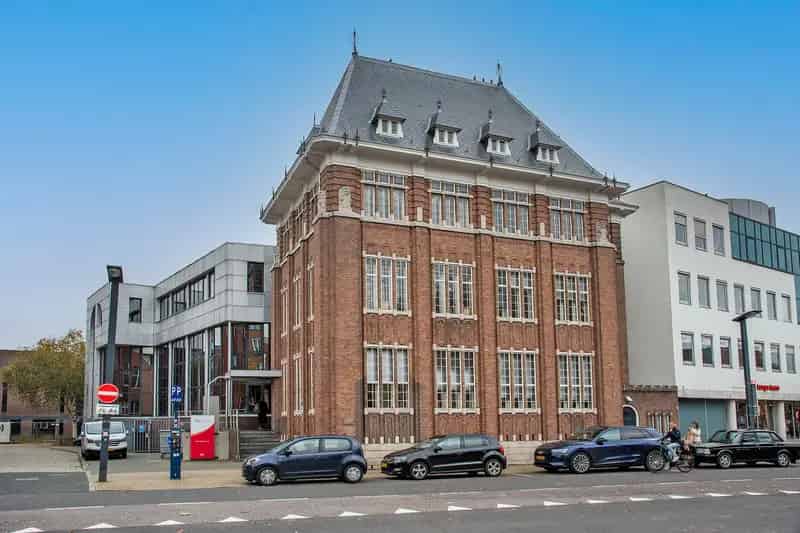 Kantoorgebouw te Koop of te Huur Piet Heinstraat 4 6 Enschede