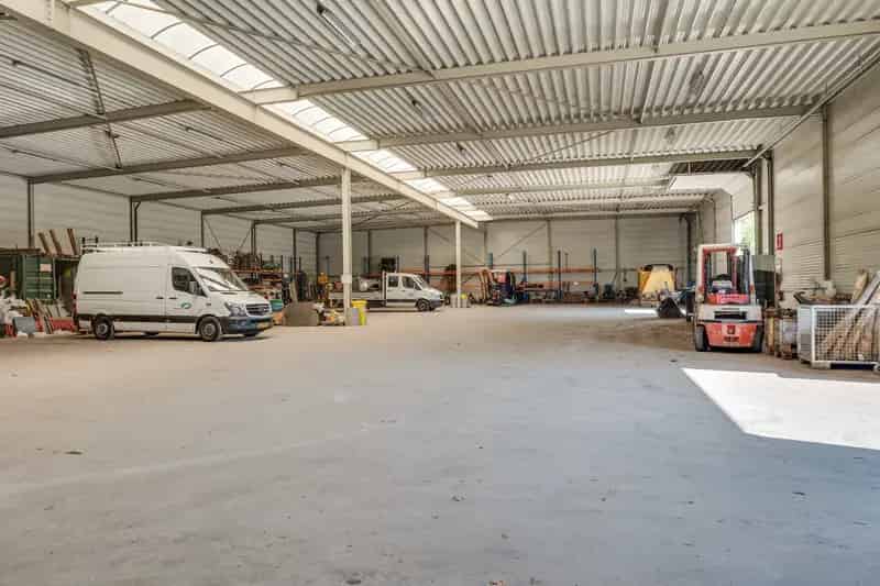 Bedrijfshal te Huur Veldhoven 3336m²  Habraken