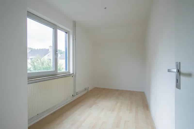 Ruime 4 Slaapkamers 2-onder-1-kapwoning Sittard