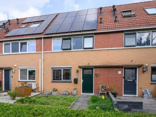 Een gezinswoning in Almere Stad Filmwijk
