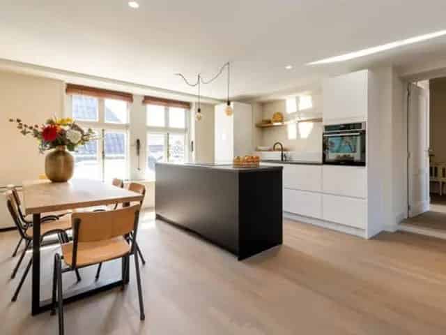Appartement Haarlem Centrum: Luxe 4-Kamer Gemeubileerd