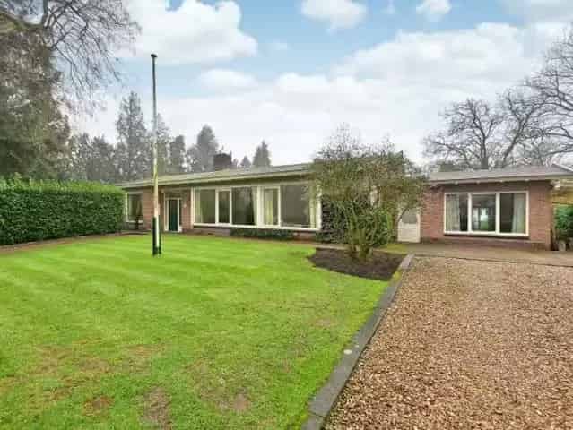 Luxe Bungalow Hilversum Villawijk Trompenberg 4 slaapkamers Zwembad