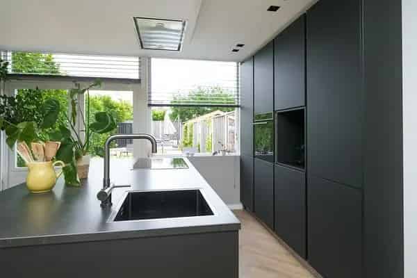 2 Laagse Dijk Hoekwoning Rotterdam Gerenoveerd 2020 Diepe Tuin