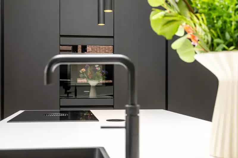 Jaren 30 Woonhuis Landgraaf Ruime Tuin 3 Slaapkamers Luxe Keuken