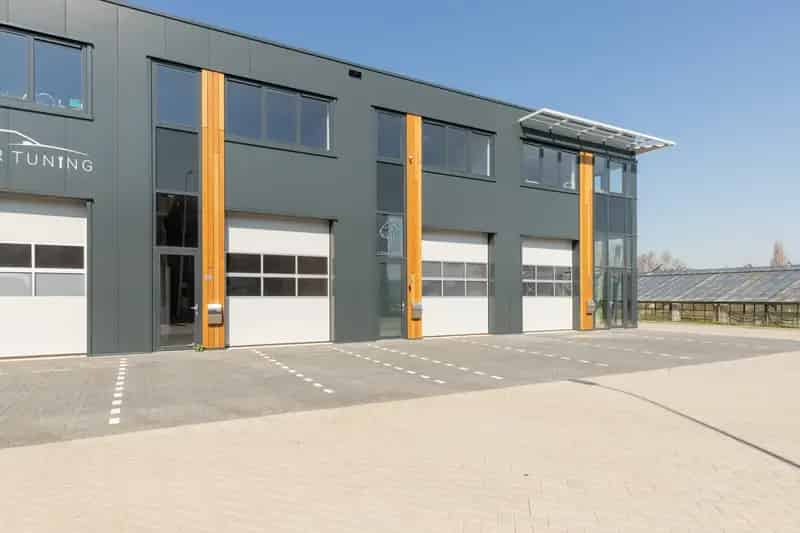 Bedrijfshal te huur Ter Aar 124m²