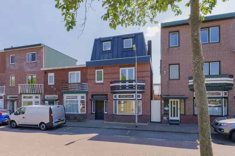 Droomhuis te koop Lorentzstraat IJmuiden 4 slaapkamers gerenoveerd