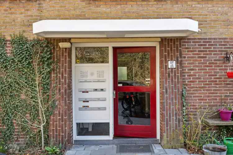 3-Kamerappartement Soesterberg: Ruim en Licht, Nabij Winkels en Natuur