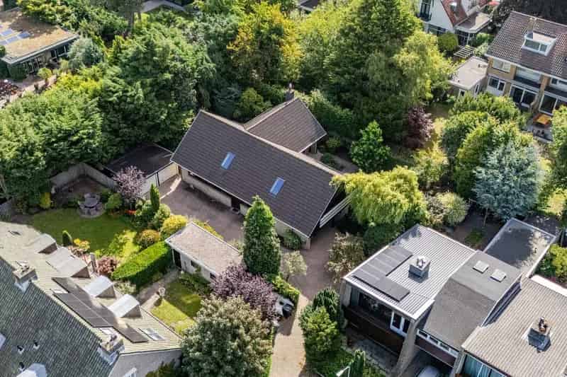 Vrijstaande Villa Voorschoten Ruime Perceel Dubbele Garage Energielabel A