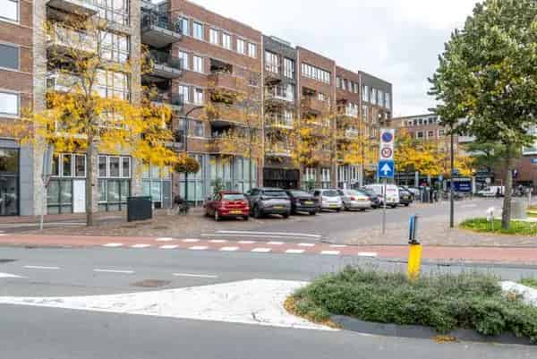 Luxe appartement Veenendaal: 3-kamer 81m2 met balkon en parkeerplaats