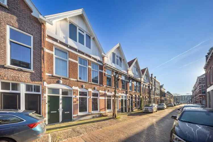 Huis Te Koop in 28, Stadhoudersstraat, Rijswijk, Zuid-Holland