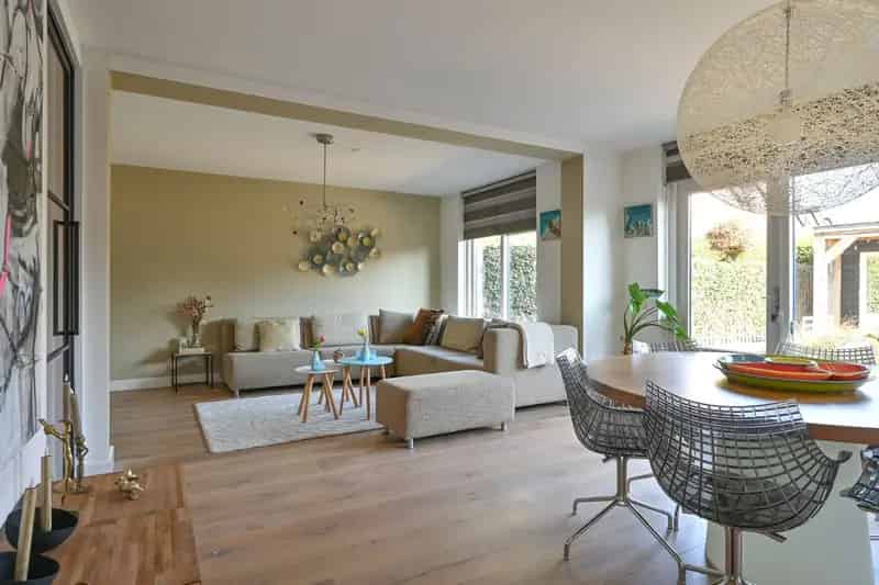Moderne Eengezinswoning te koop Eemnes