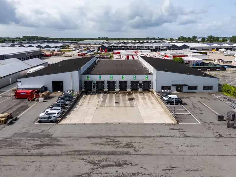 Bedrijfshal te huur Uithoorn 4500m² Opslag Transport Kantoor