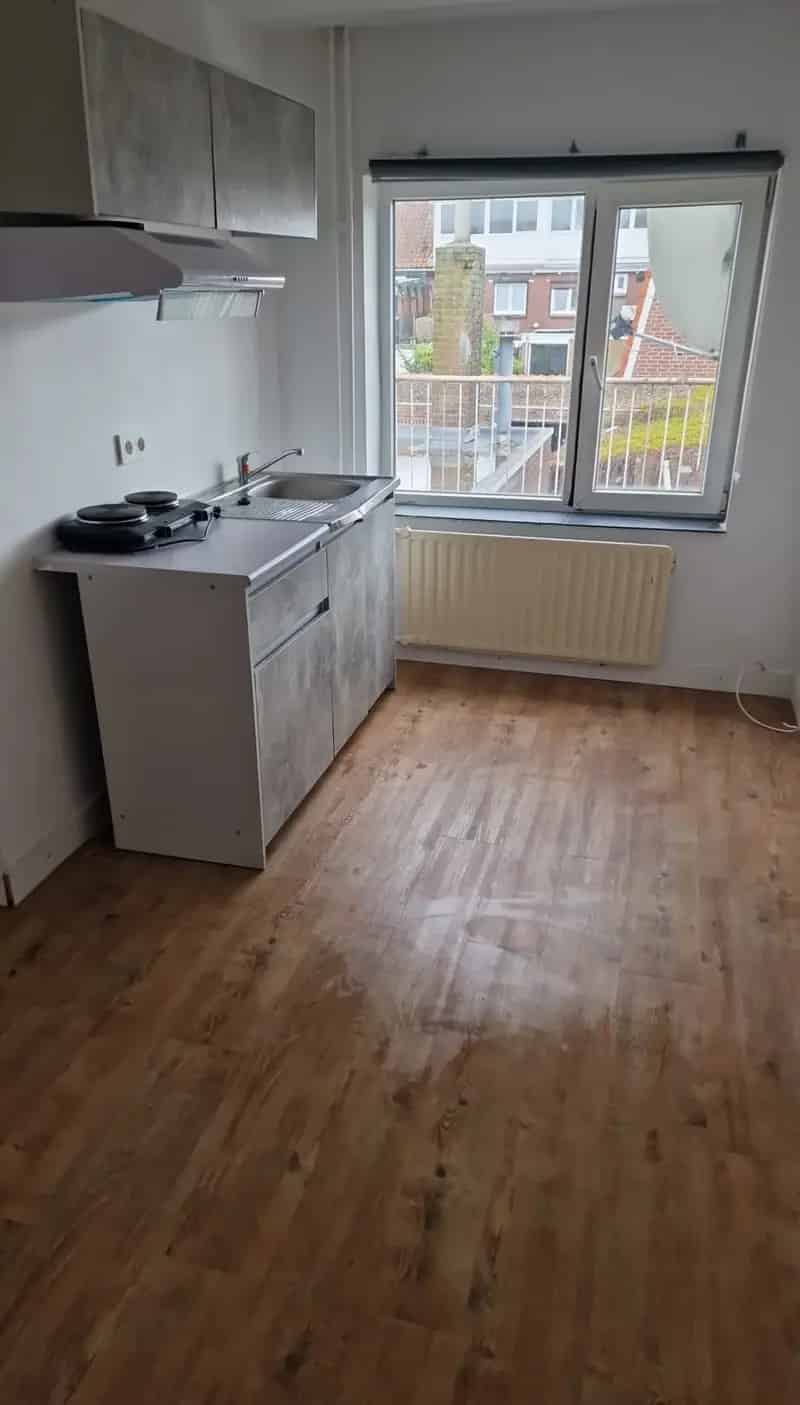 Kamer 10m2 Oerlesestraat - Recent gerenoveerd