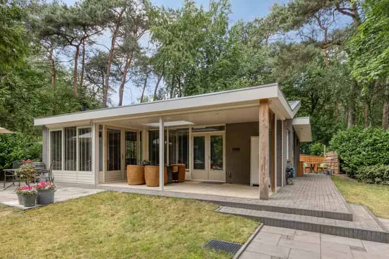 Recreatiewoning te koop Baarle Nassau 2 slaapkamers bosrijke omgeving