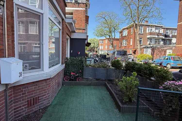 Appartement te koop Den Haag Staverdenstraat 4-kamer benedenwoning
