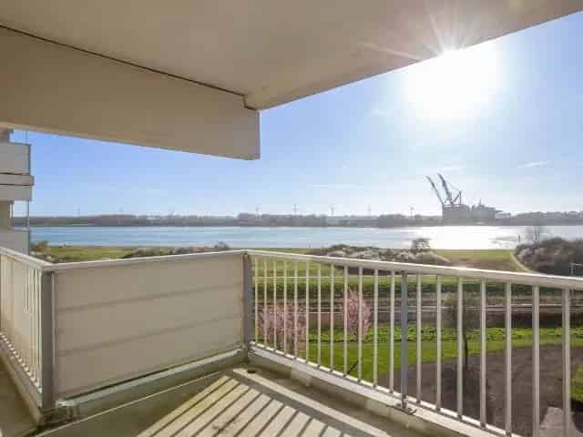 Ruime 4 Kamer Woning te koop Maassluis  Nieuwe Waterweg