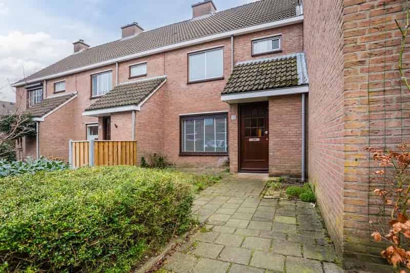 Huis te koop Renkum: Ruime gezinswoning 4 slaapkamers 2 badkamers