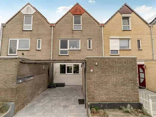 Ruime Familiewoning te koop in Lelystad
