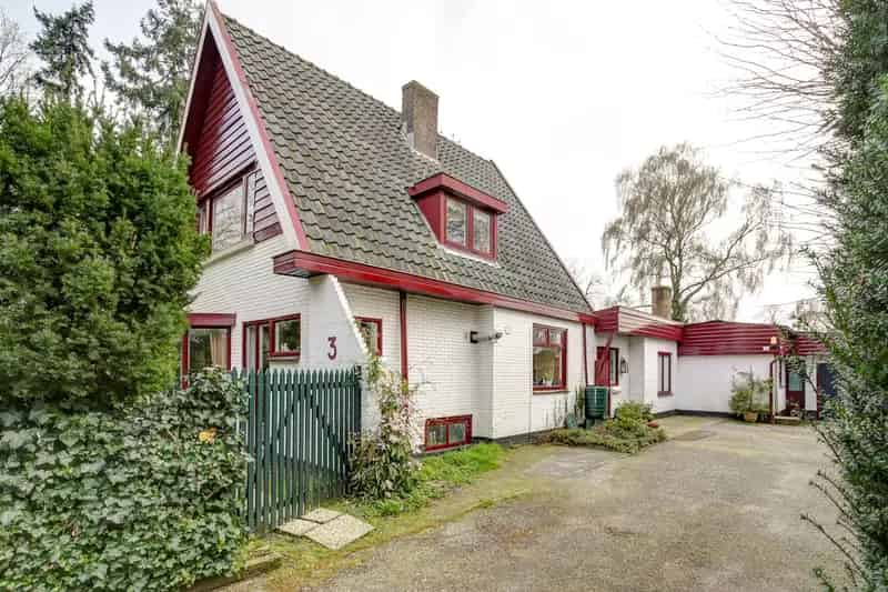 9 Slaapkamers Vrijstaande Woning Putten Grote Tuin Appartement