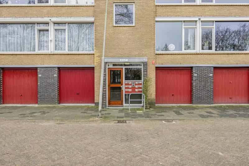 Ruim 4 Kamer Appartement Ridderkerk Centrum Garagebox Balkon