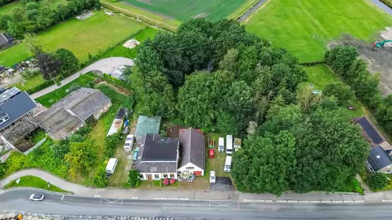 Bedrijfshal Bovensmilde te koop: Norgervaart 1