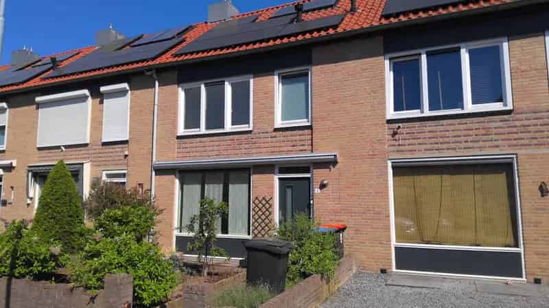 Ruime eengezinswoning 4 slaapkamers nabij voorzieningen