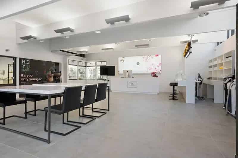 Kantoorruimte Etten Leur te huur of te koop 232m2