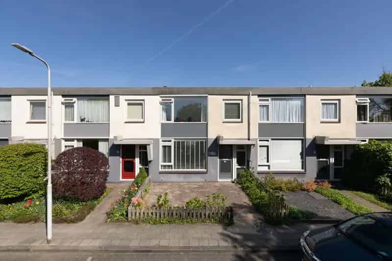 Ruime Tussenwoning Lemmerweg Oost Nabij Centrum