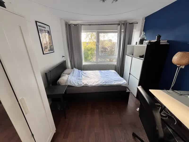 Kamer te huur voor student - gemeubileerd - inclusief GWL internet