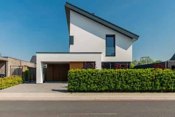 Luxe Villa met Zwembad te Koop in Campervelden Kamperland