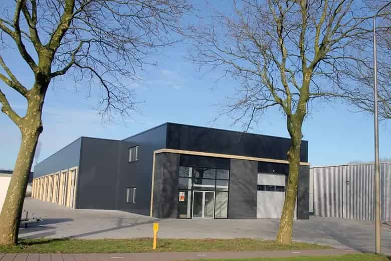 100m2 Bedrijfsruimte te Huur Emmeloord