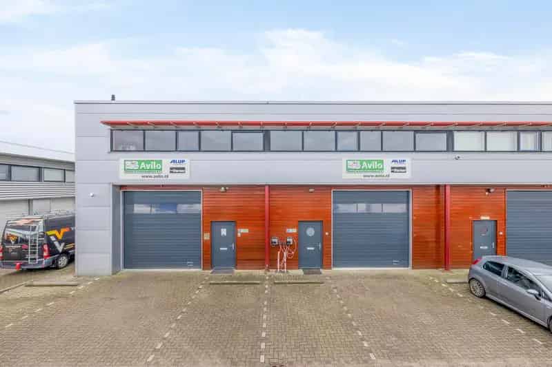 Bedrijfshal Dirksland te huur 168m2