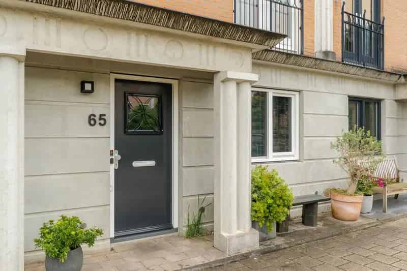 Huis te koop Pronkmos Houten: Ruime 4 slaapkamer woning met tuin
