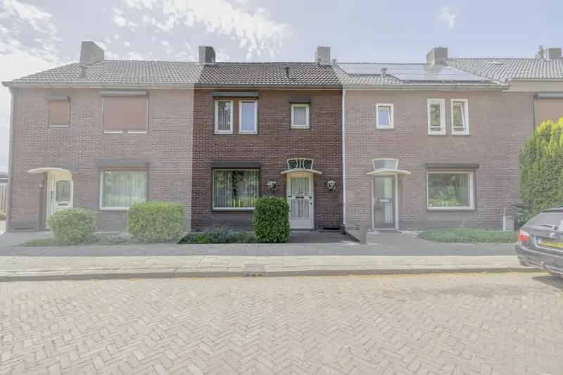Huis Te Koop , 4, Burgemeester d'Olnestraat, Venlo, Limburg