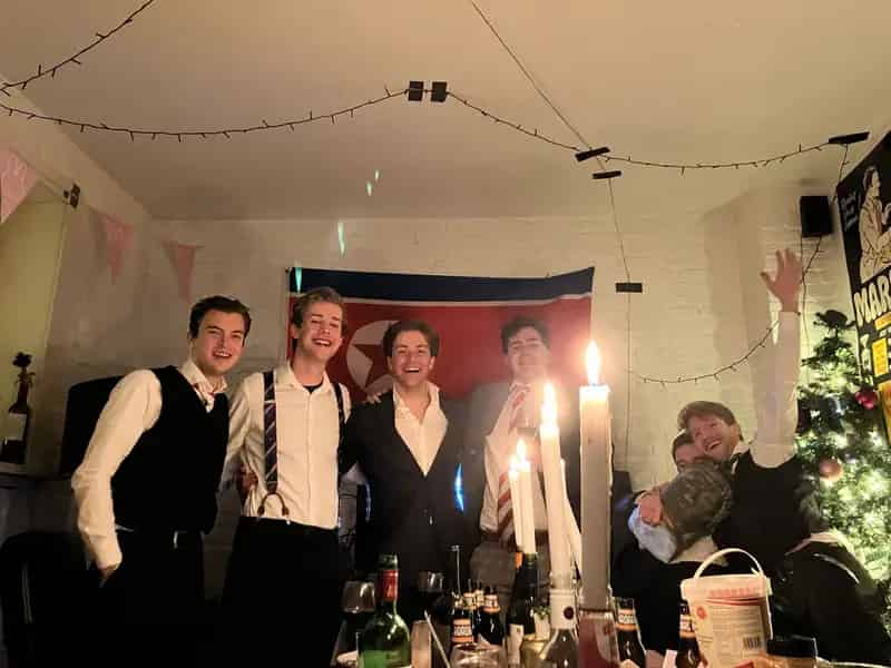 Kamer in Gezellig Studentenhuis boven Winkelcentrum Twekkeler